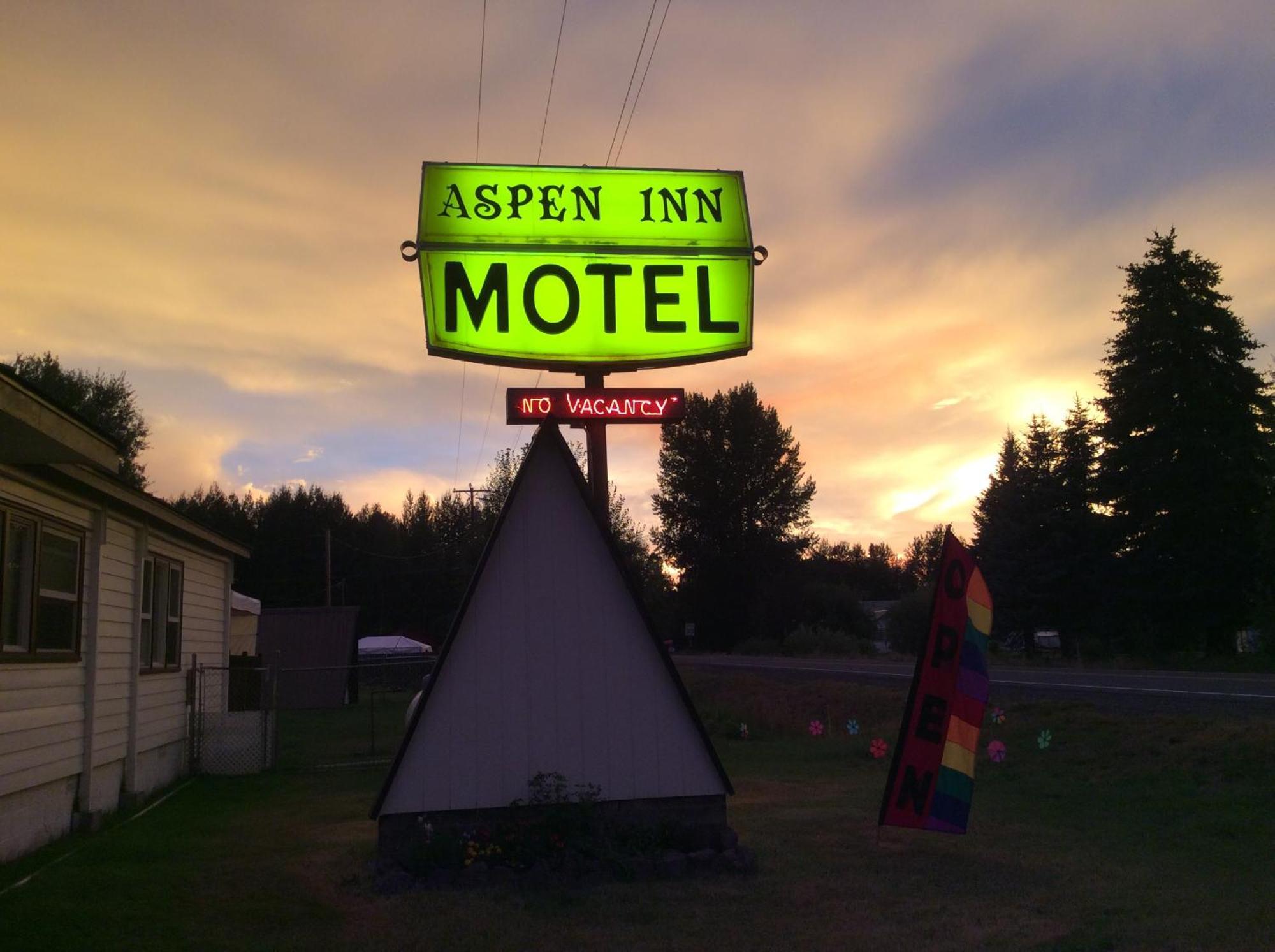 Aspen Inn Fort Klamath Екстериор снимка