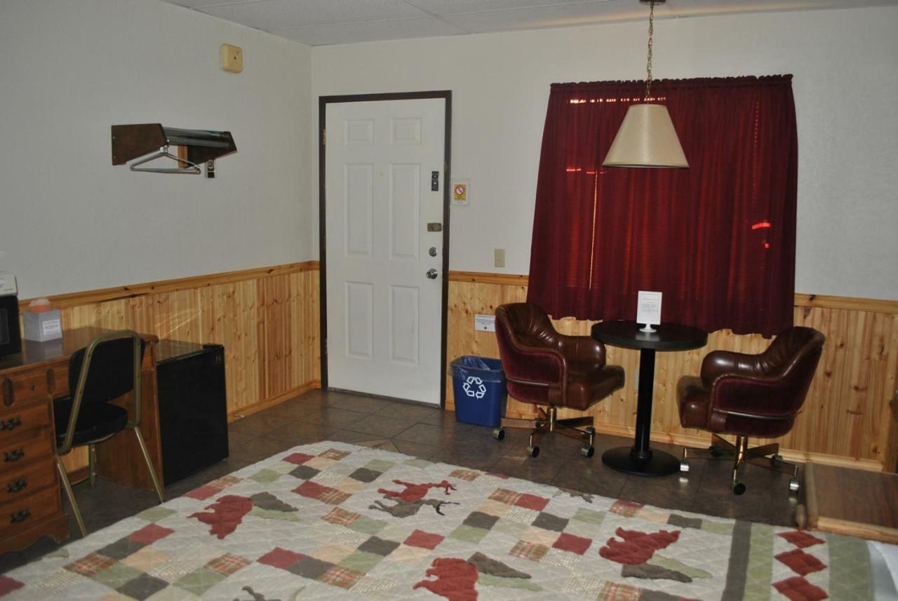Aspen Inn Fort Klamath Екстериор снимка