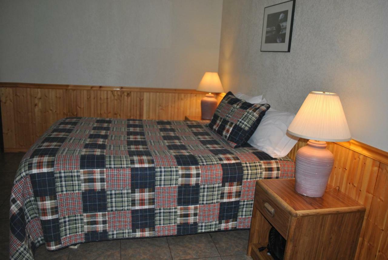 Aspen Inn Fort Klamath Екстериор снимка