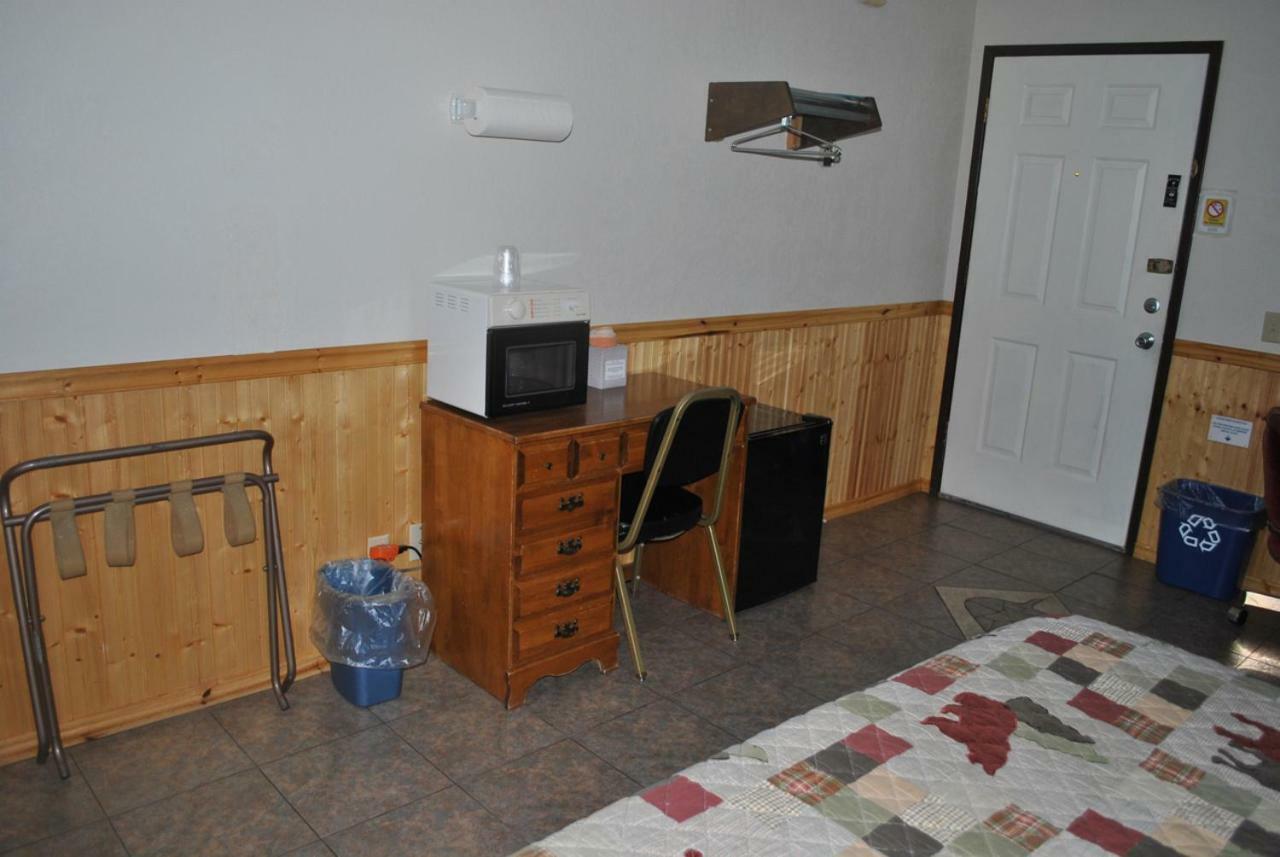Aspen Inn Fort Klamath Екстериор снимка