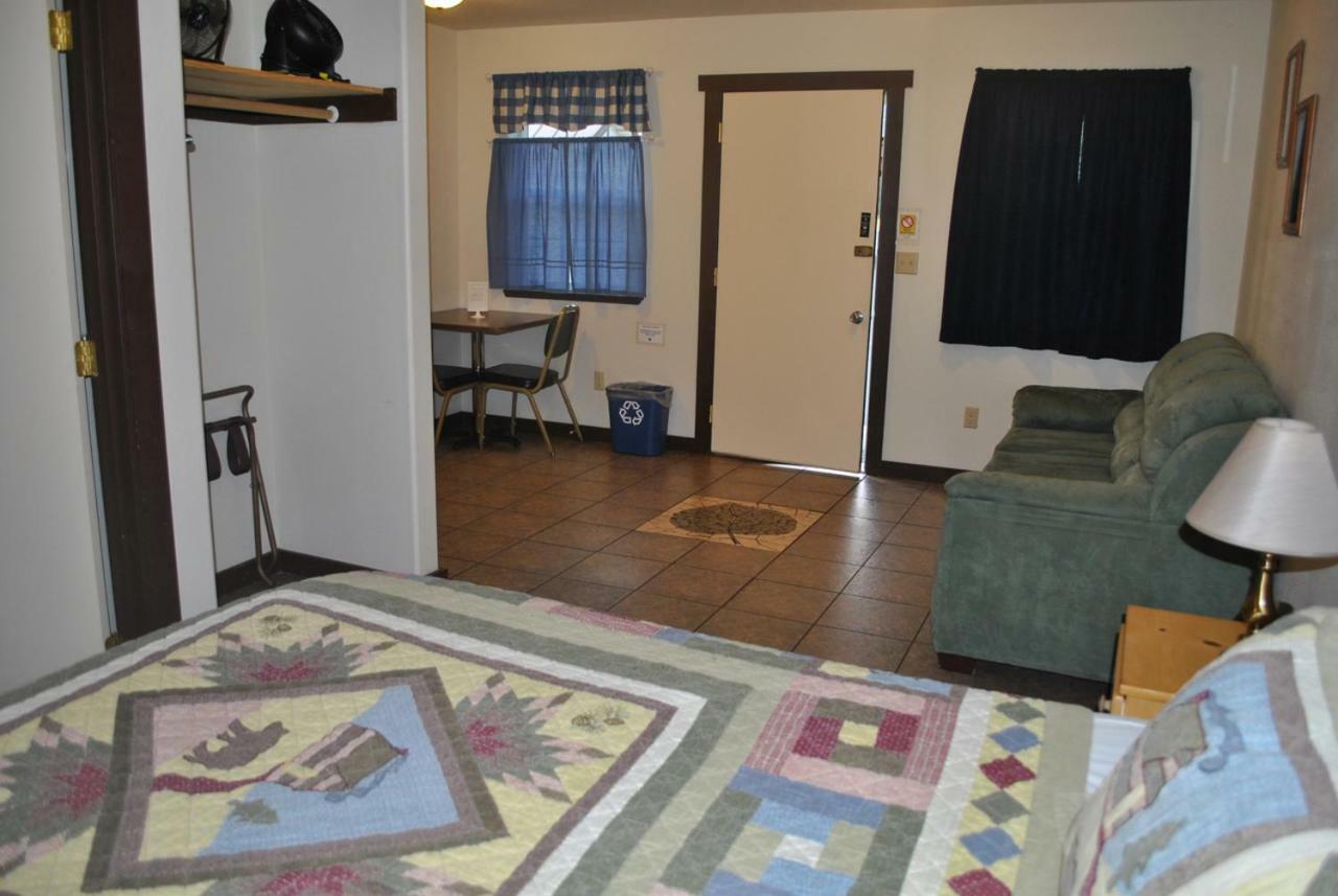 Aspen Inn Fort Klamath Екстериор снимка