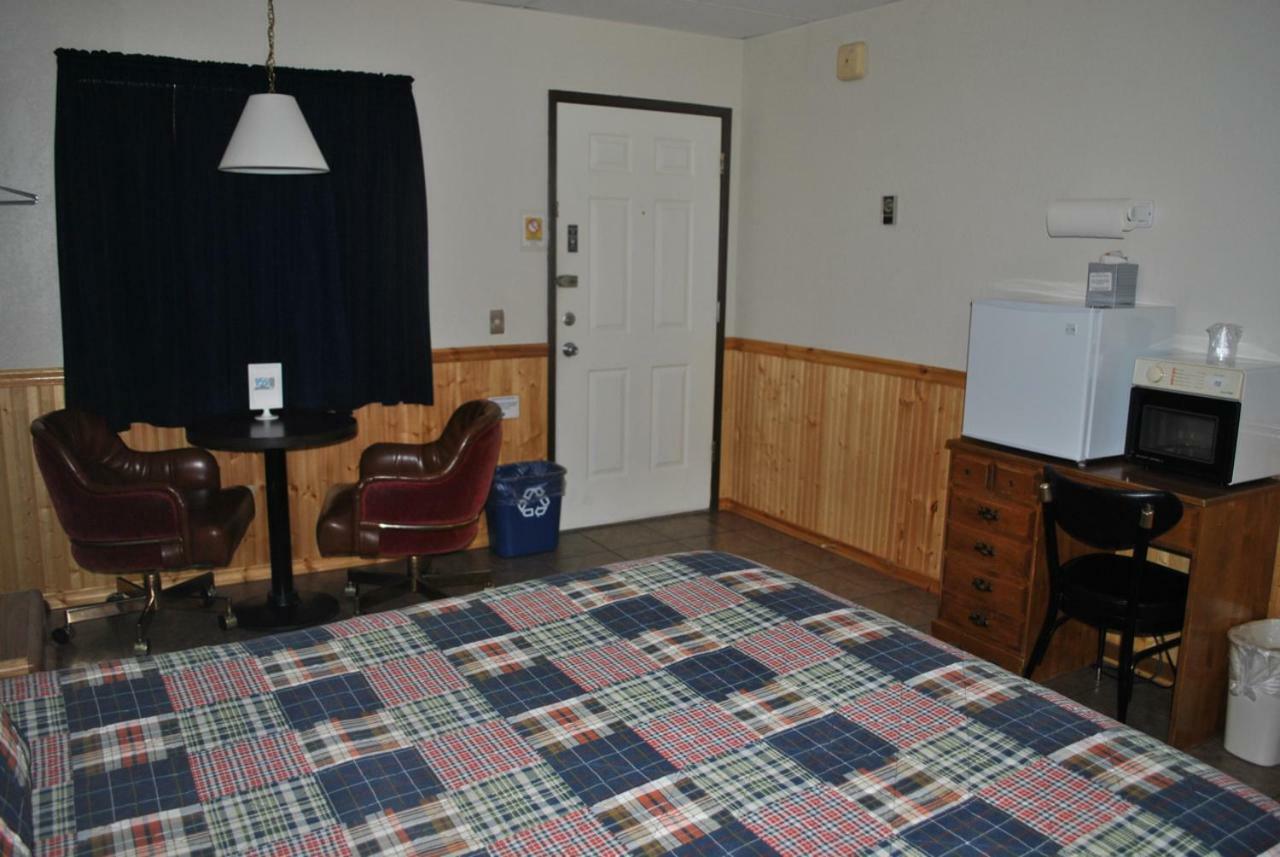 Aspen Inn Fort Klamath Екстериор снимка