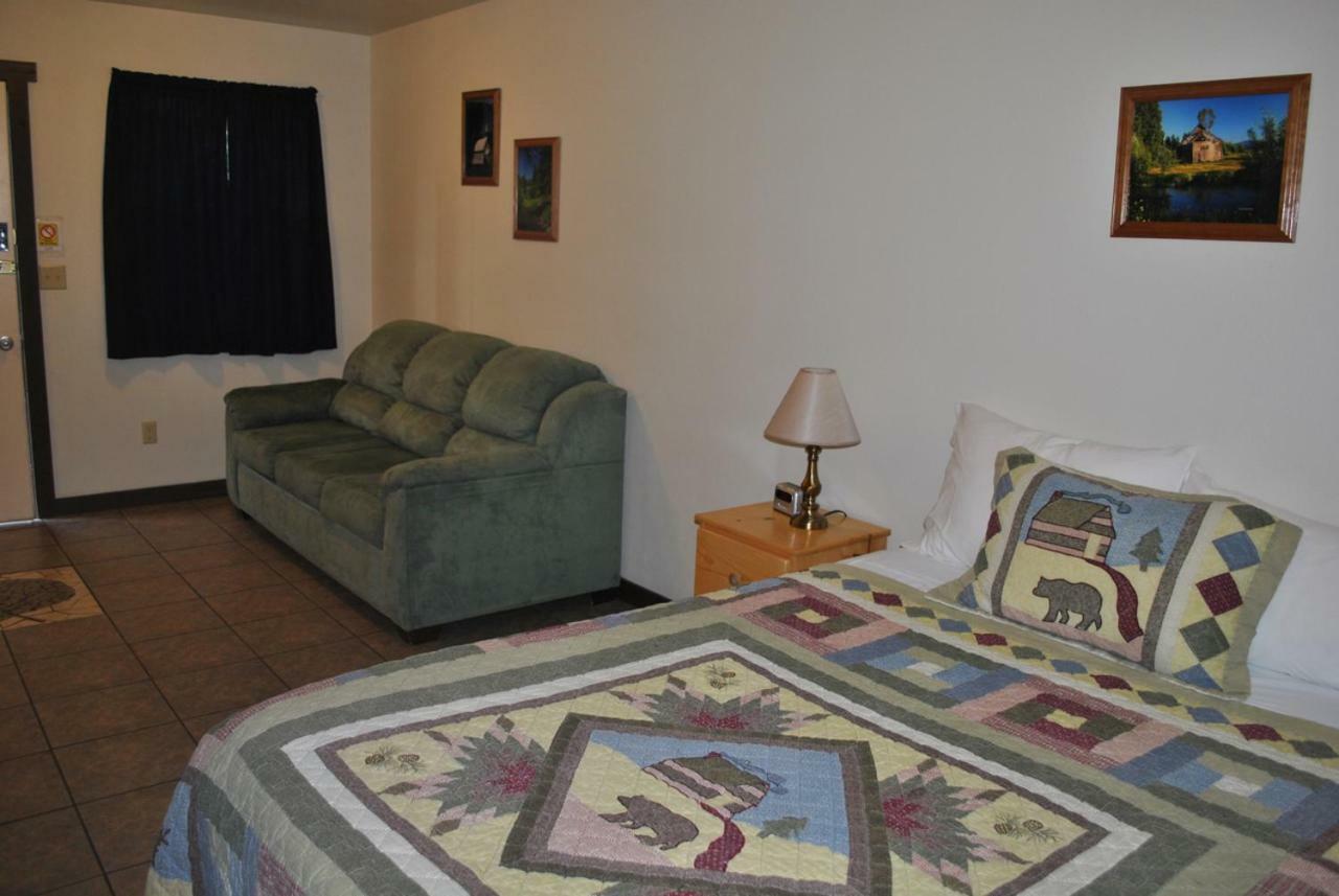 Aspen Inn Fort Klamath Екстериор снимка
