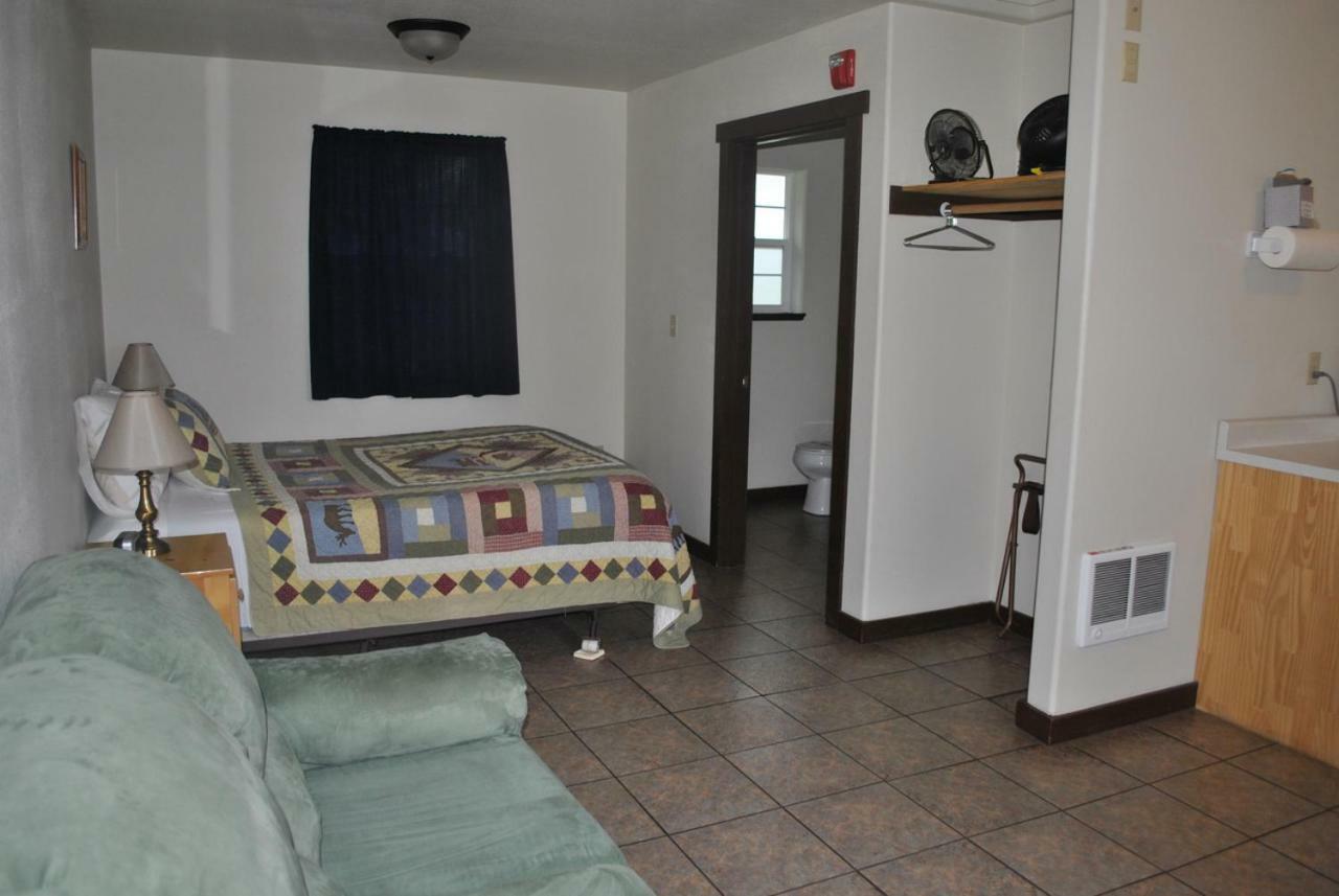 Aspen Inn Fort Klamath Екстериор снимка