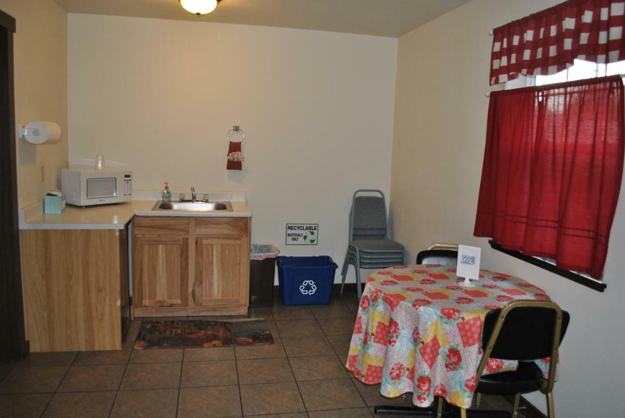 Aspen Inn Fort Klamath Екстериор снимка