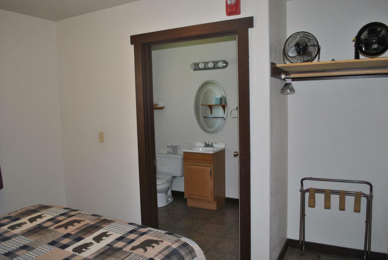 Aspen Inn Fort Klamath Екстериор снимка