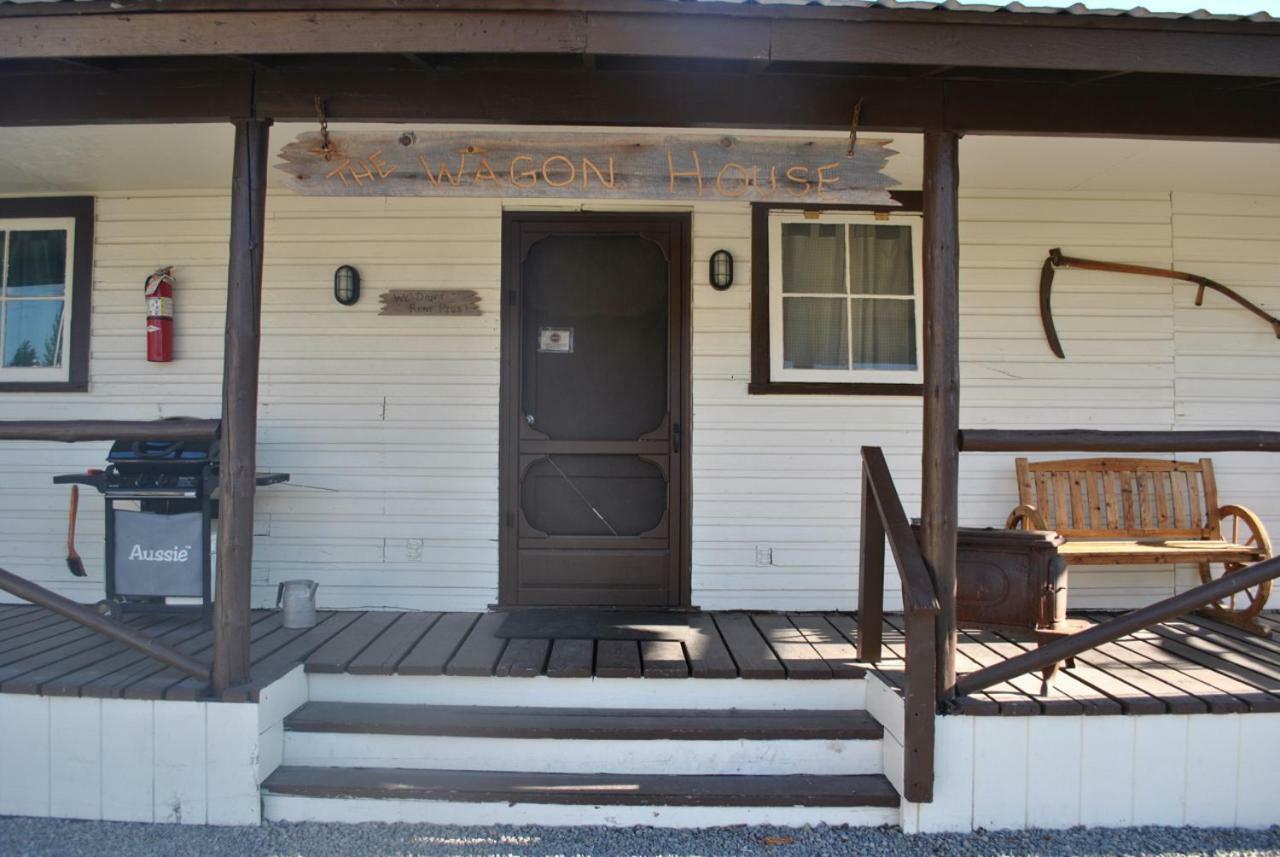 Aspen Inn Fort Klamath Екстериор снимка