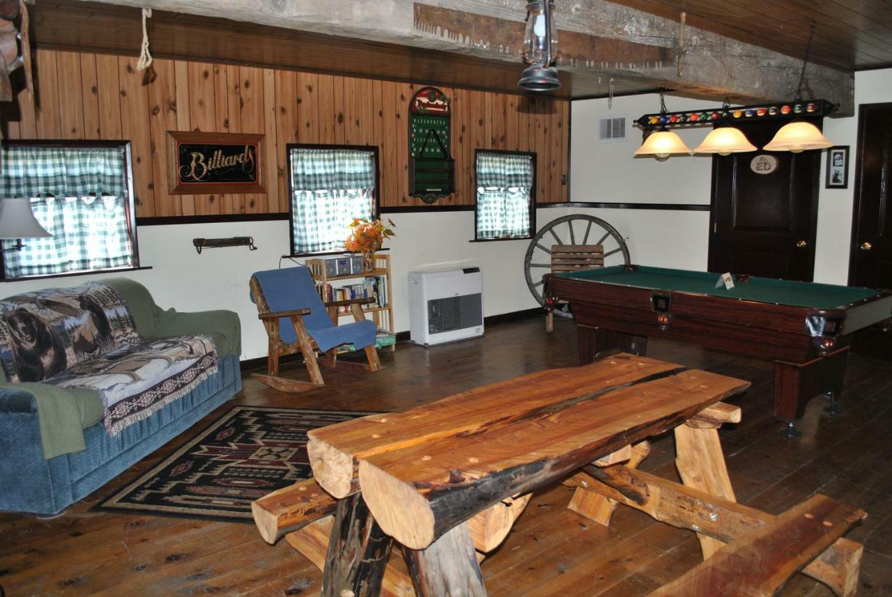 Aspen Inn Fort Klamath Екстериор снимка